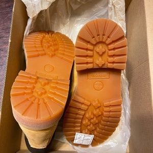 Boys Timberland boots